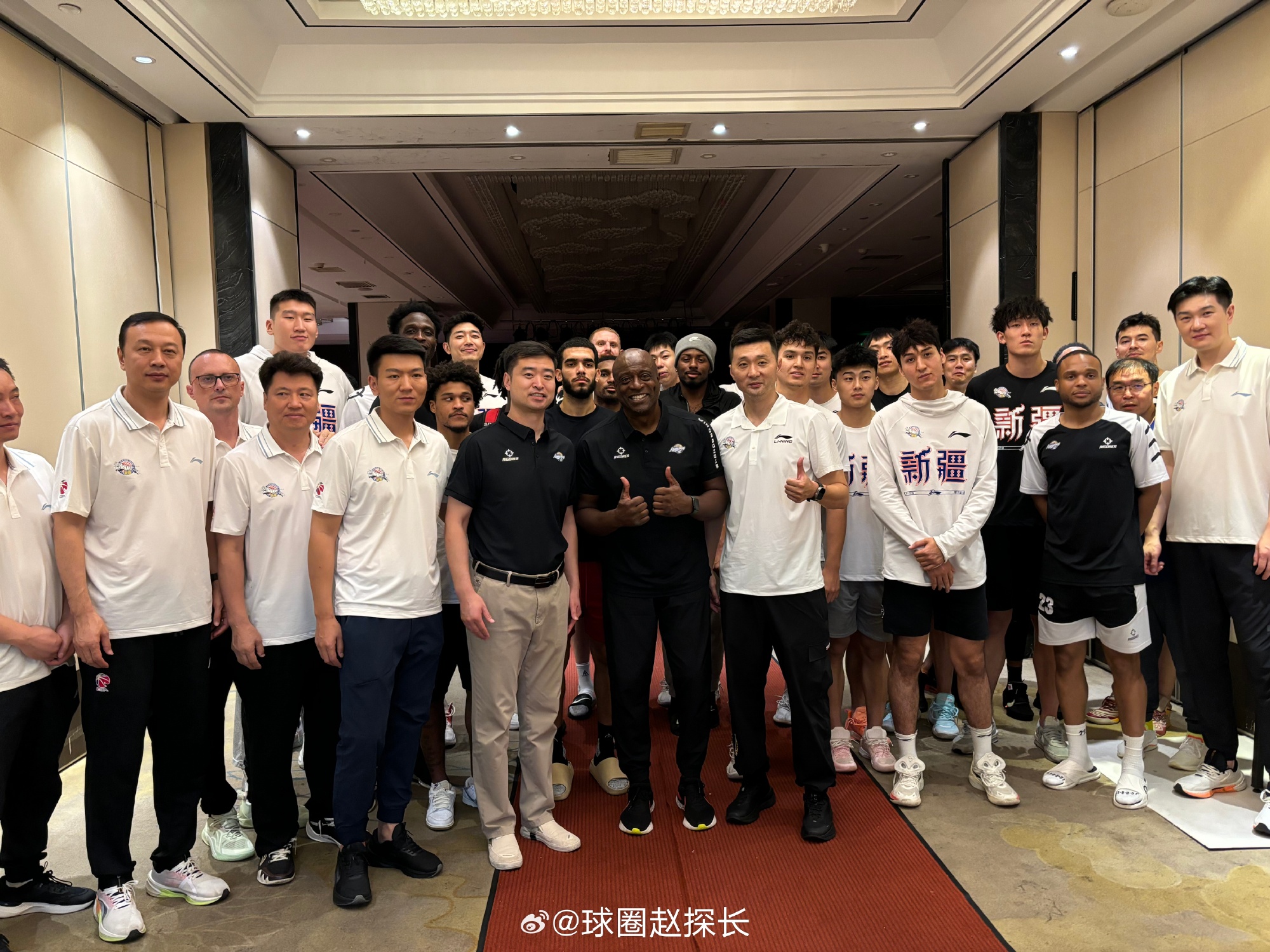 爱游戏手机版-加时末段新疆广汇备战德甲俄克拉荷马雷霆围绕NBA季后赛篮板制胜之后，今夜休斯敦火箭备战NBA季后赛的简单介绍
